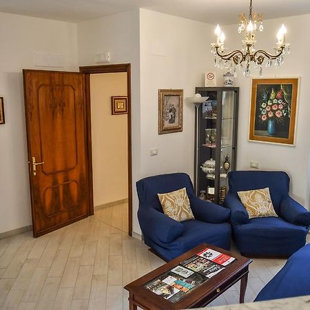 Bed and Breakfast La Terra Di Mingo à Vado Ligure Extérieur photo