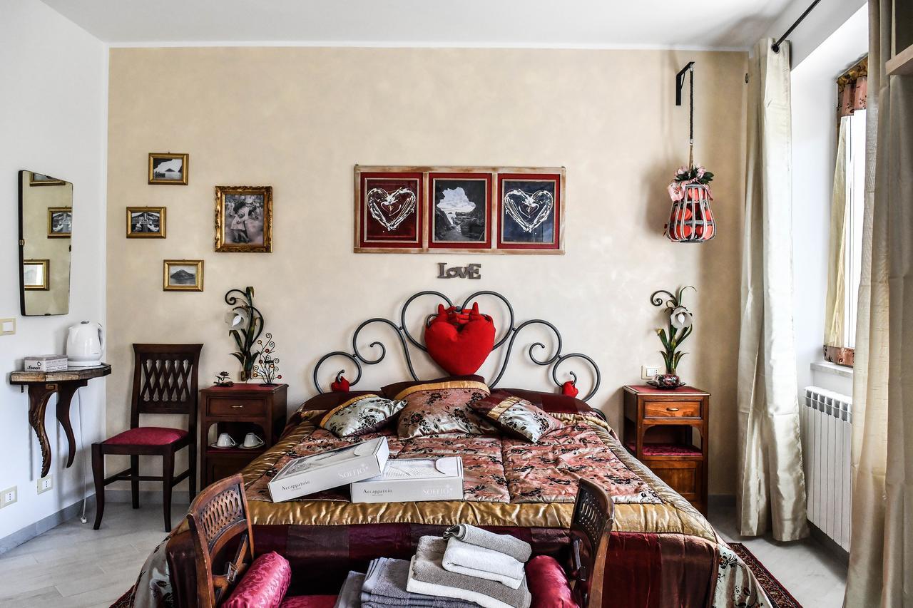 Bed and Breakfast La Terra Di Mingo à Vado Ligure Extérieur photo