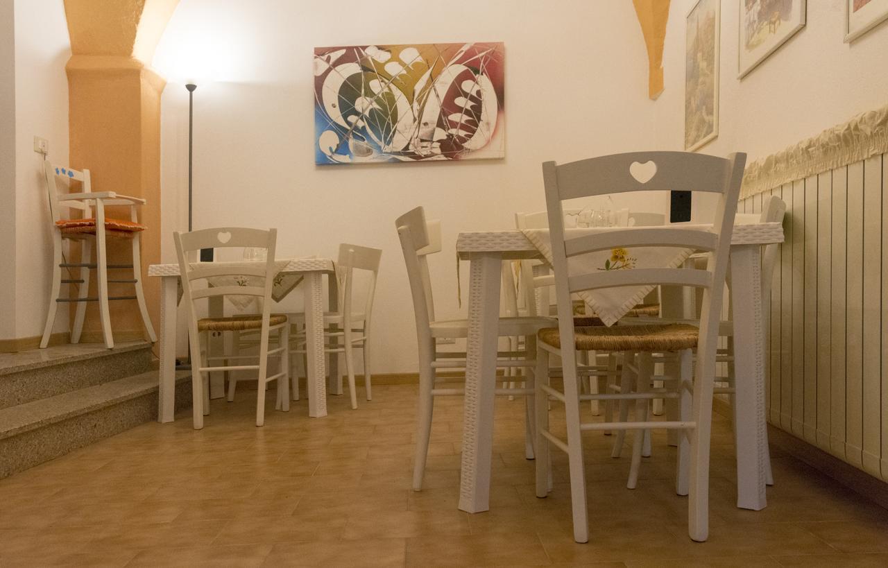 Bed and Breakfast La Terra Di Mingo à Vado Ligure Extérieur photo
