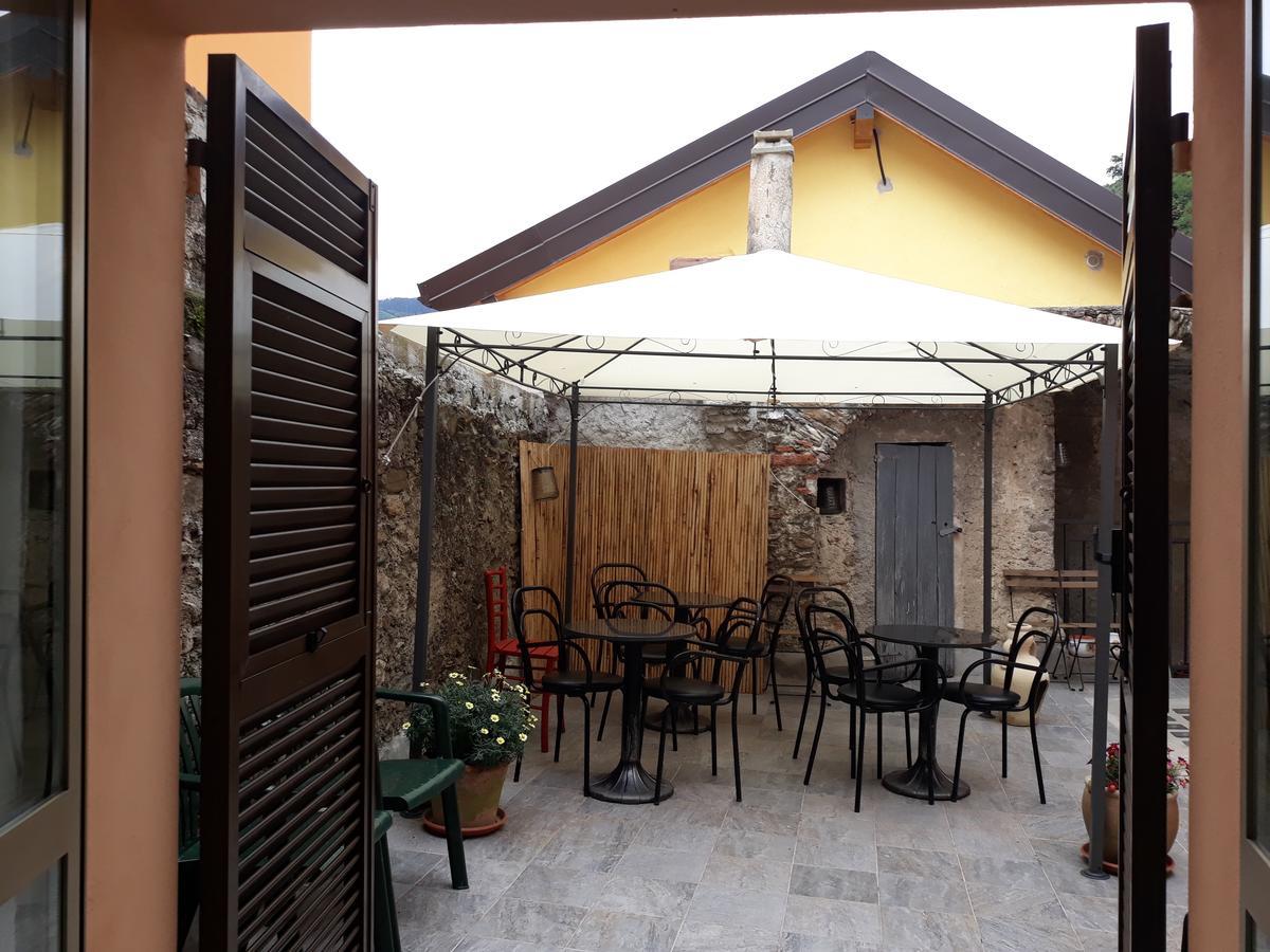 Bed and Breakfast La Terra Di Mingo à Vado Ligure Extérieur photo