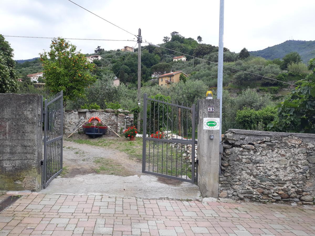 Bed and Breakfast La Terra Di Mingo à Vado Ligure Extérieur photo